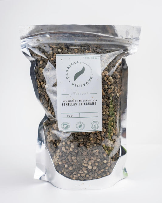 Infusión de Té verde con semillas de cáñamo